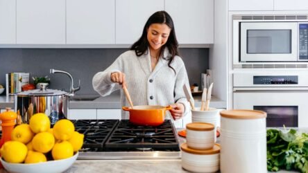 The Benefits of Cooking at Home Versus Eating Out